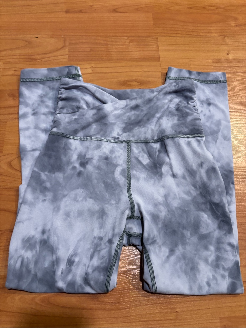 Lululemon Align crop grey marble leggings size 2